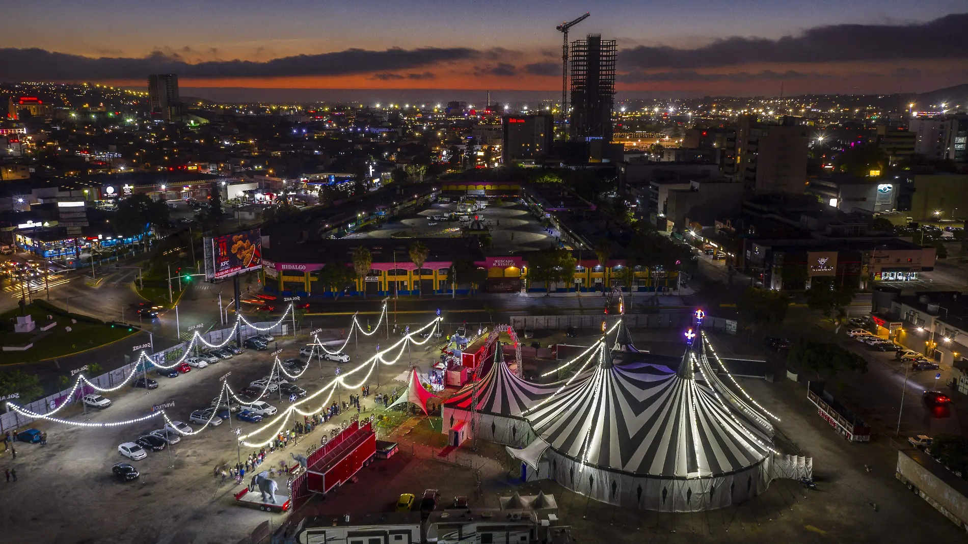 883212_Panoràmica Tijuana_impreso